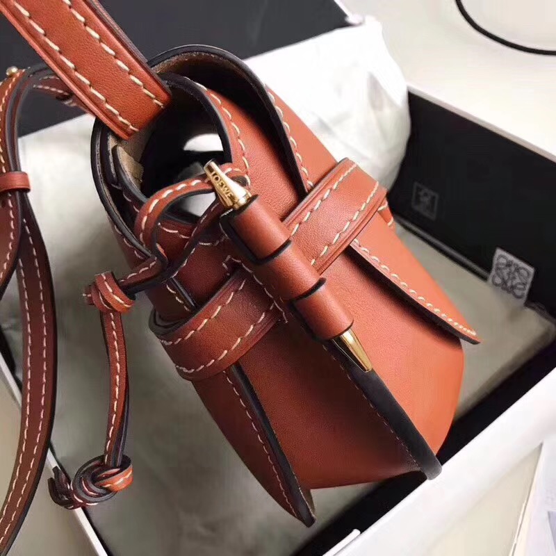 로에베 GATE FRAME SMALL BAG L108012