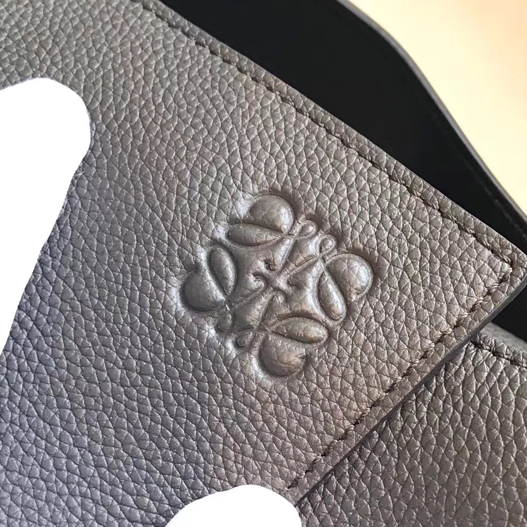 로에베 퍼즐 백팩 L63840-3