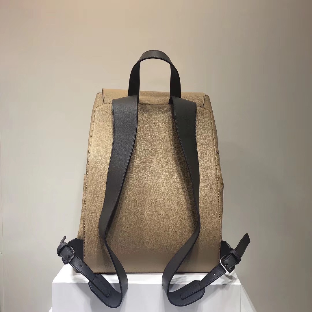 로에베 퍼즐 백팩 L63840-1