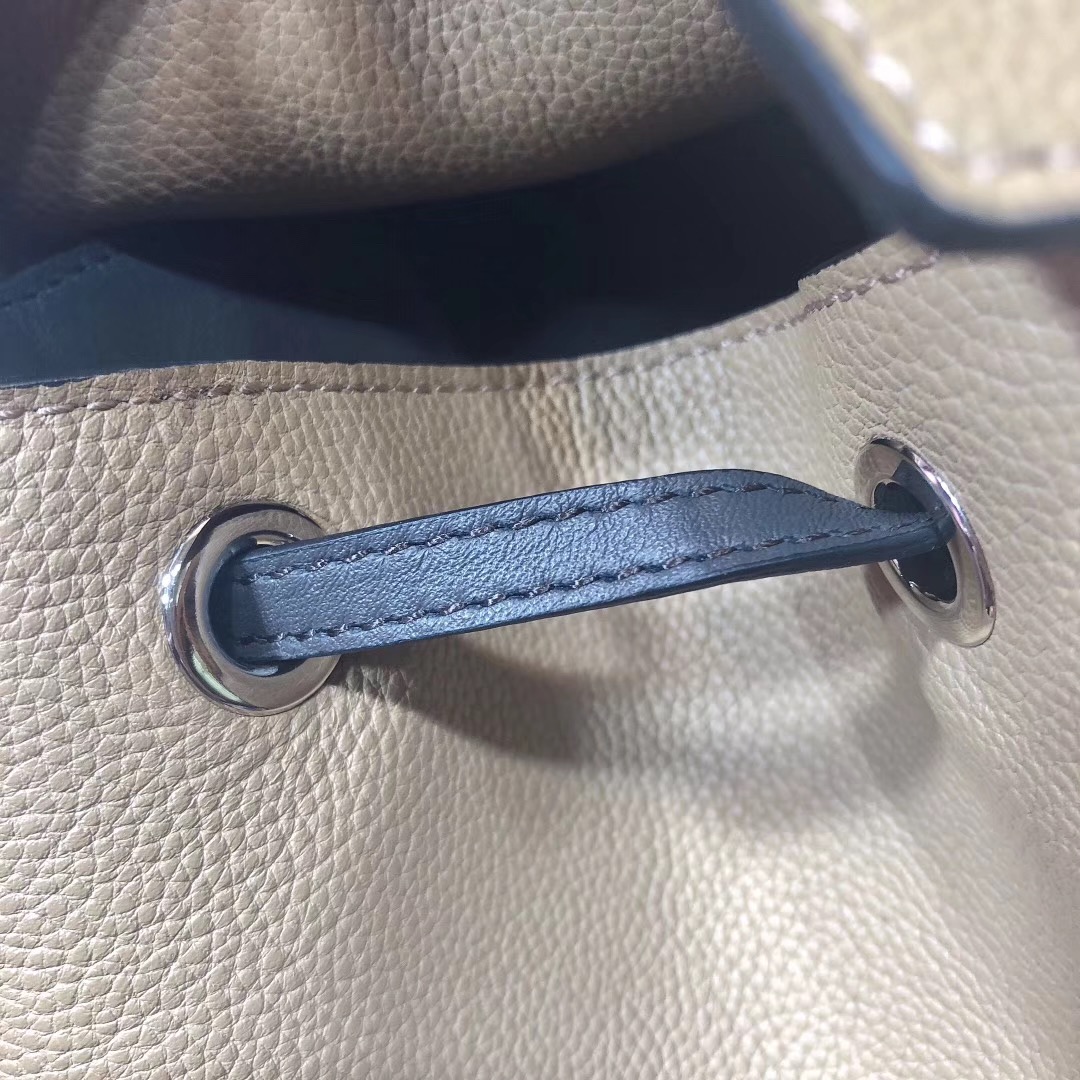 로에베 퍼즐 백팩 L63840-1