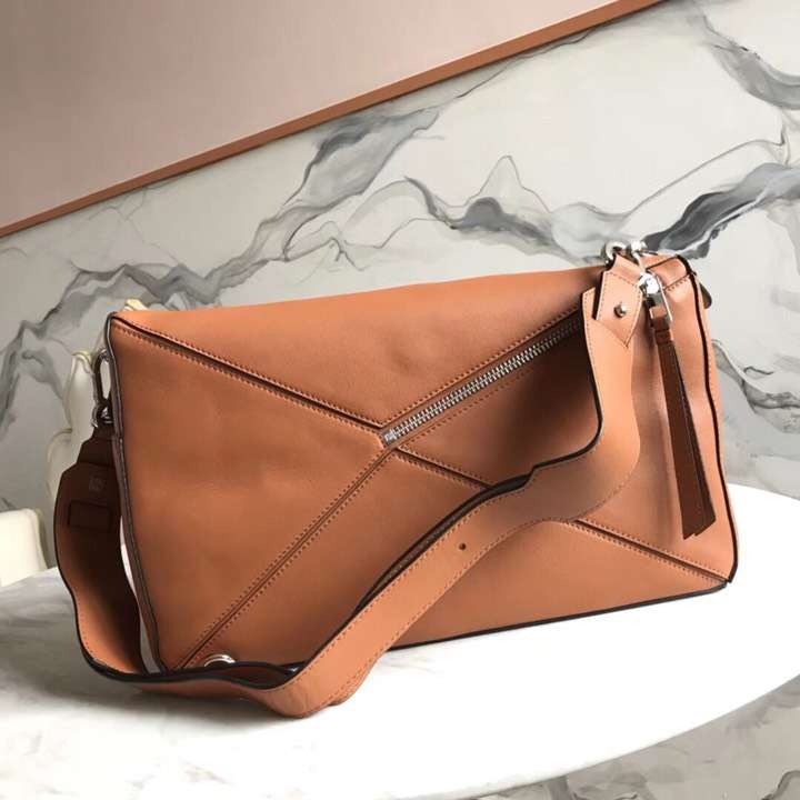 로에베 퍼즐 숄더백 L63820-3