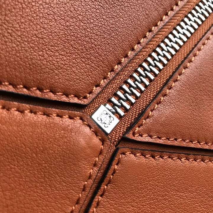 로에베 퍼즐 숄더백 L63820-3