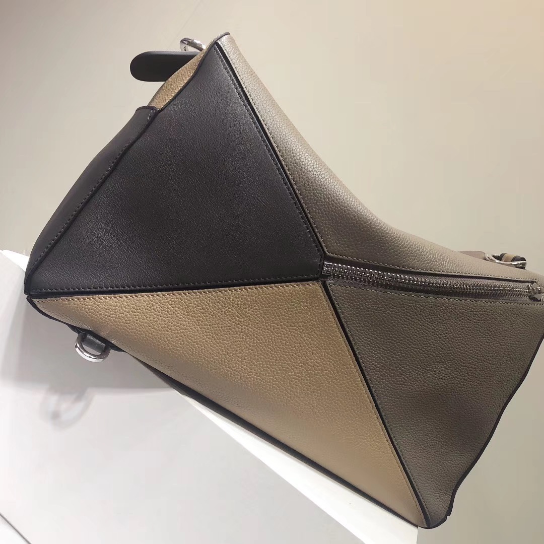 로에베 퍼즐 숄더백 L63820-1