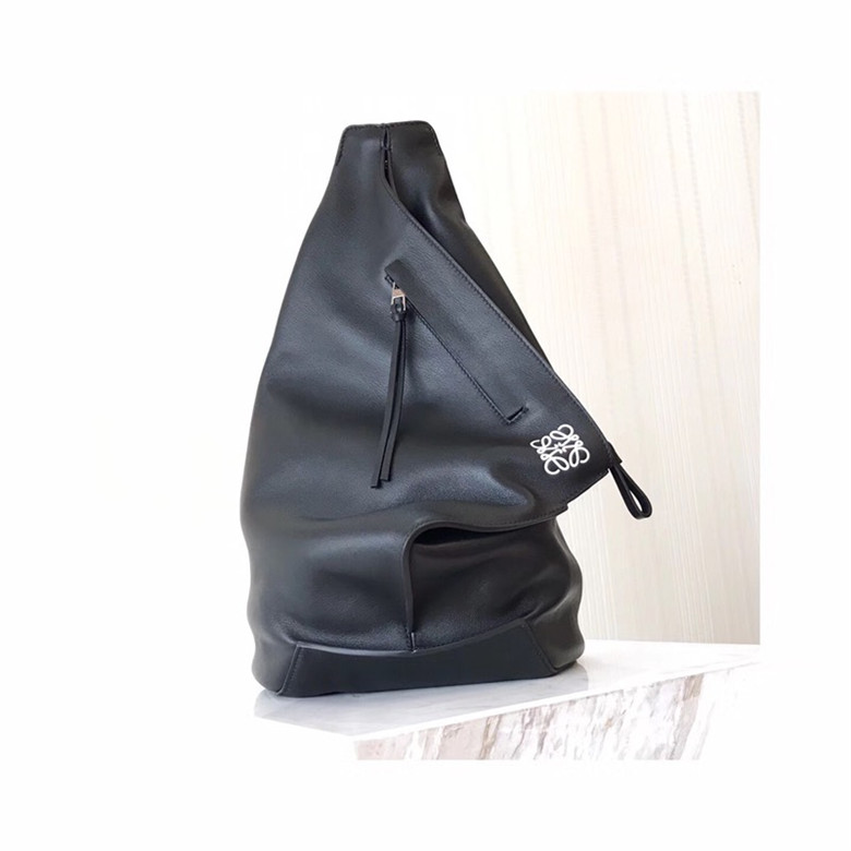 로에베 crossboby 지드래곤 백팩 L10801