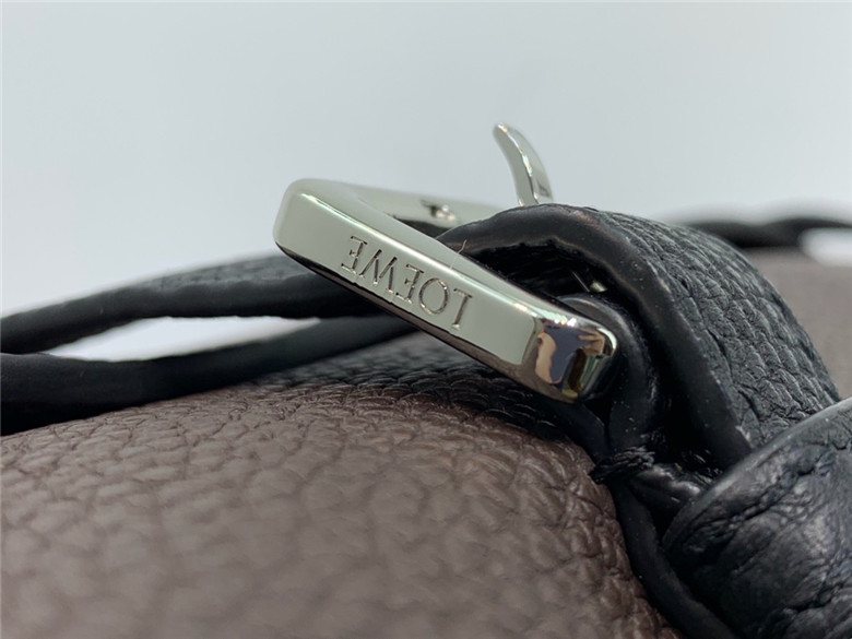 로에베 남성용 숄더백 L105088