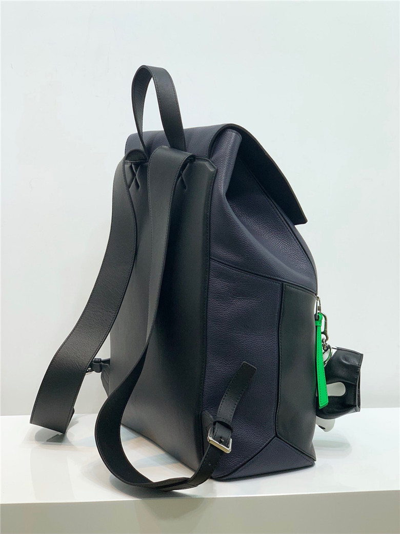 LOEWE 로에베 남성용  퍼즐백팩 신상