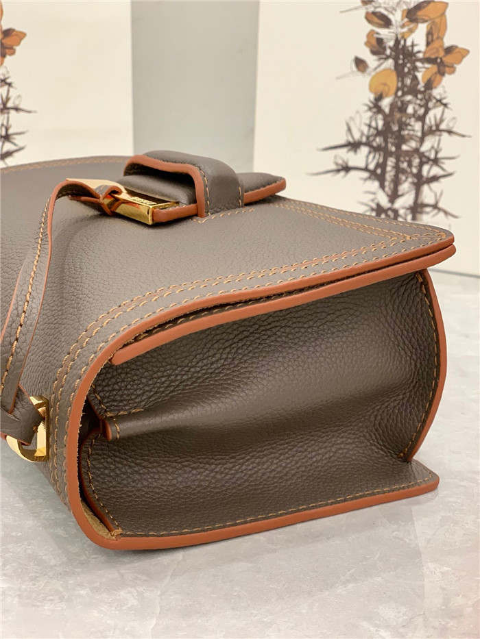 로에베 바르셀로나 소프트백 L00870-1 2020/신상