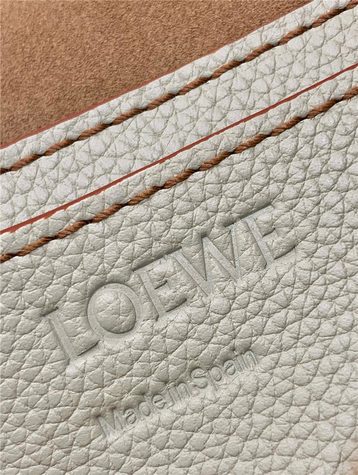 로에베 바르셀로나 소프트백 L00870-2 2020/신상