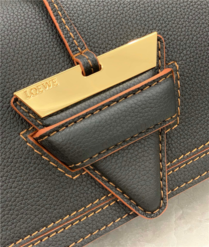 로에베 바르셀로나 소프트백 L00870-3 2020/신상