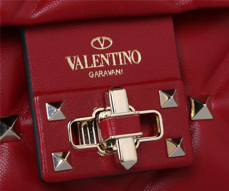 발렌티노 GARAVANI CANDYSTUD 미니 토트&숄더백 17CM B31561