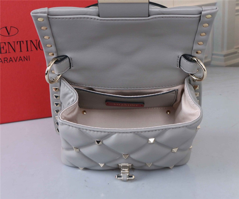 발렌티노 GARAVANI CANDYSTUD 미니 토트&숄더백 17CM B31561