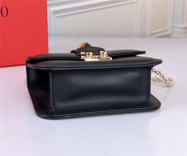 발렌티노 미니 체인 숄더백 17CM B9529