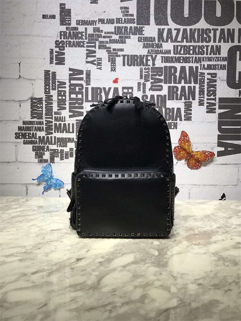 발렌티노 백팩 신상 B3013