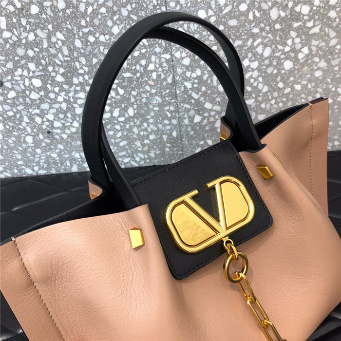 발렌티노 이스케이프 백 B0770-1  신상