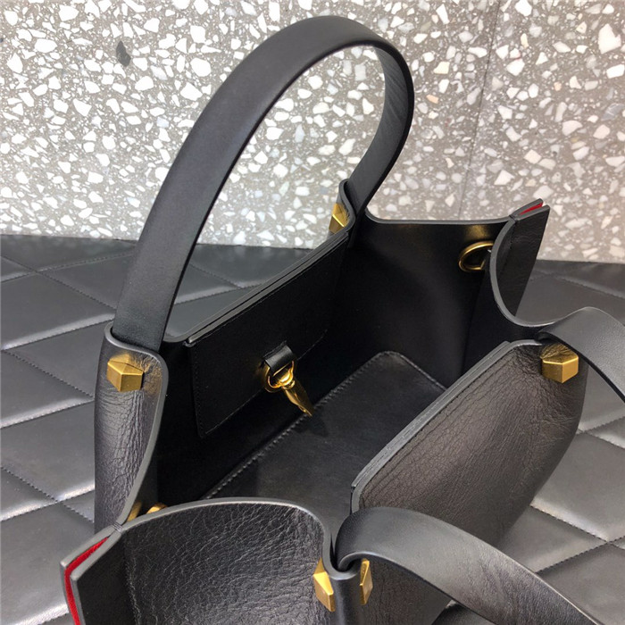 발렌티노 이스케이프 백 B0770-2  신상