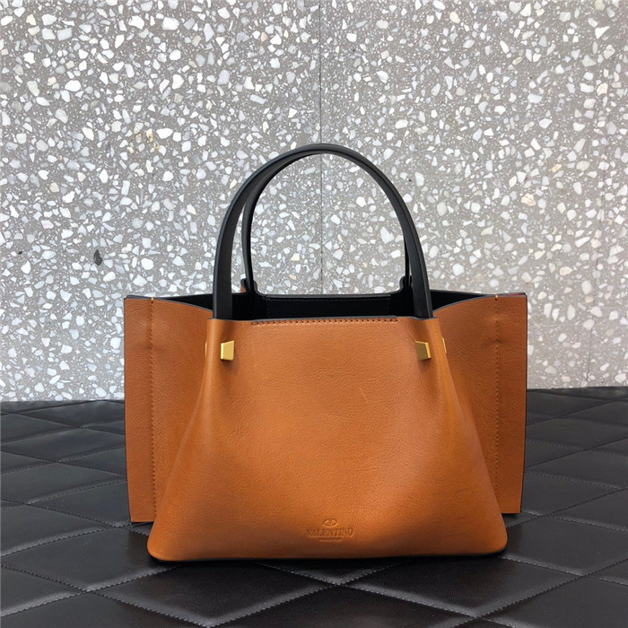 발렌티노 이스케이프 백 B0770-3  신상