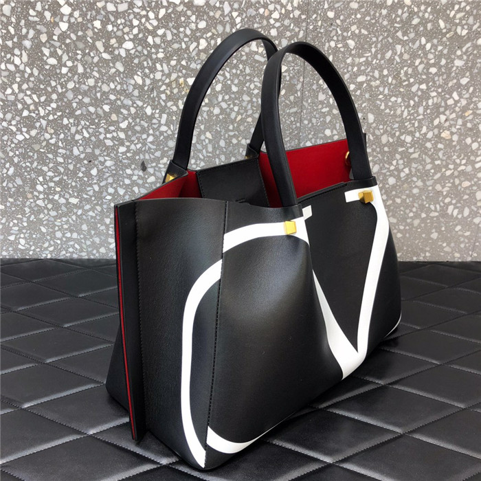 발렌티노 이스케이프백 미디움 B0990-1  신상