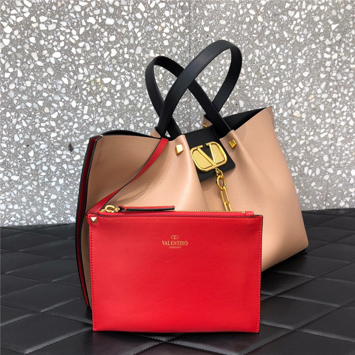 발렌티노 이스케이프백 미디움 B0990-3  신상