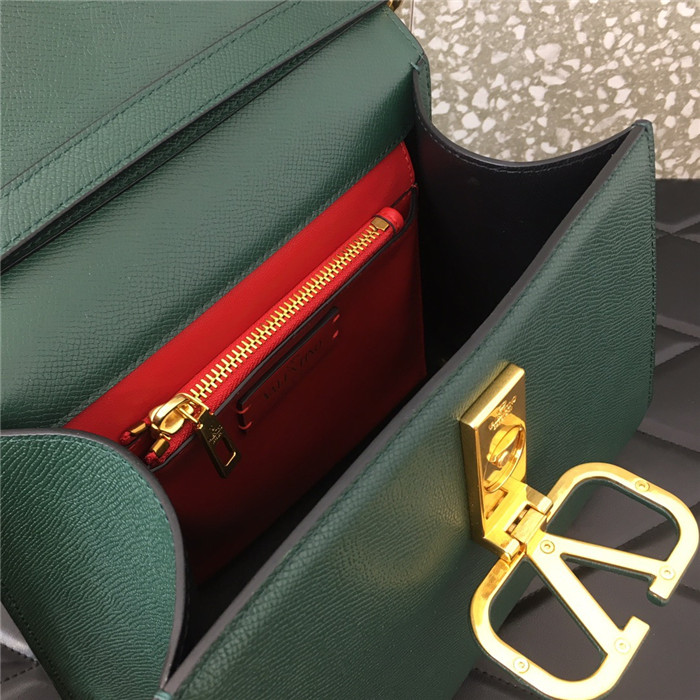 발렌티노 가라바니  브이링  토트&숄더백 B0036-5 신상