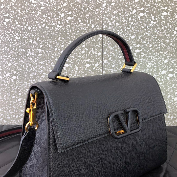 발렌티노 가라바니  브이링  미디움 토트&숄더백 B0018-1 신상
