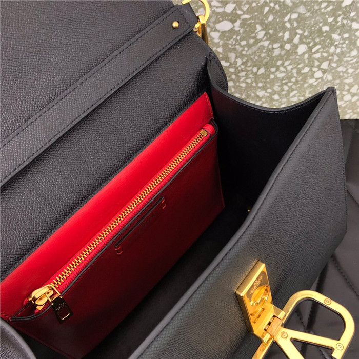 발렌티노 가라바니  브이링  미디움 토트&숄더백 B0018-1 신상