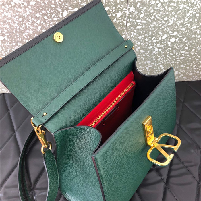 발렌티노 가라바니  브이링  미디움 토트&숄더백 B0018-3 신상