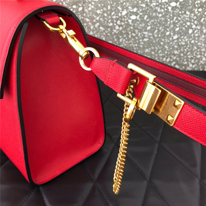 발렌티노 가라바니  브이링  미디움 토트&숄더백 B0018-4 신상