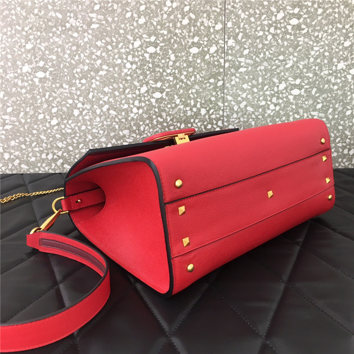 발렌티노 가라바니  브이링  미디움 토트&숄더백 B0018-4 신상