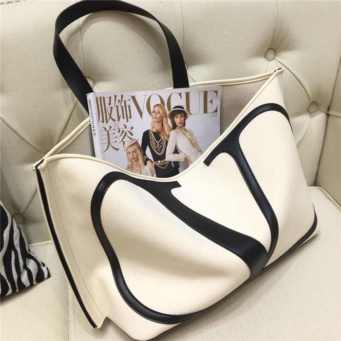 발렌티노 HOT V 토트백 8007-1 신상