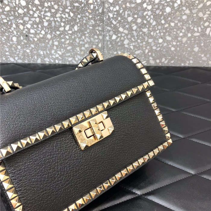 발렌티노 락스터드 숄더백 B0033-2 신상