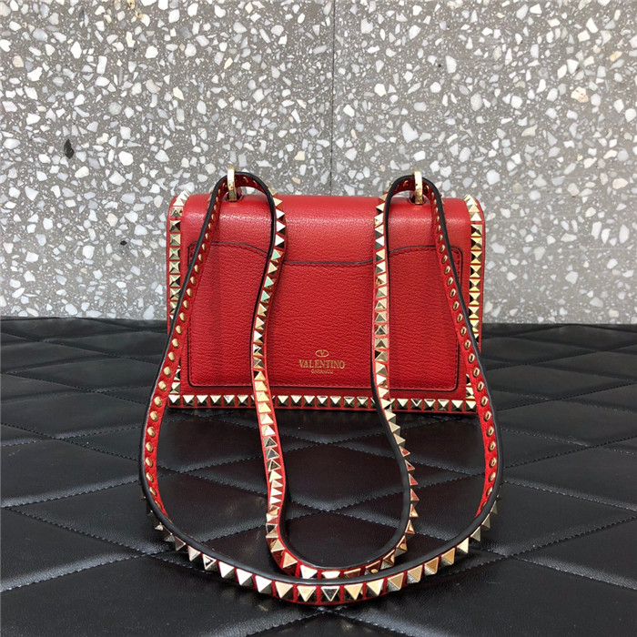 발렌티노 락스터드 숄더백 B0033-3 신상