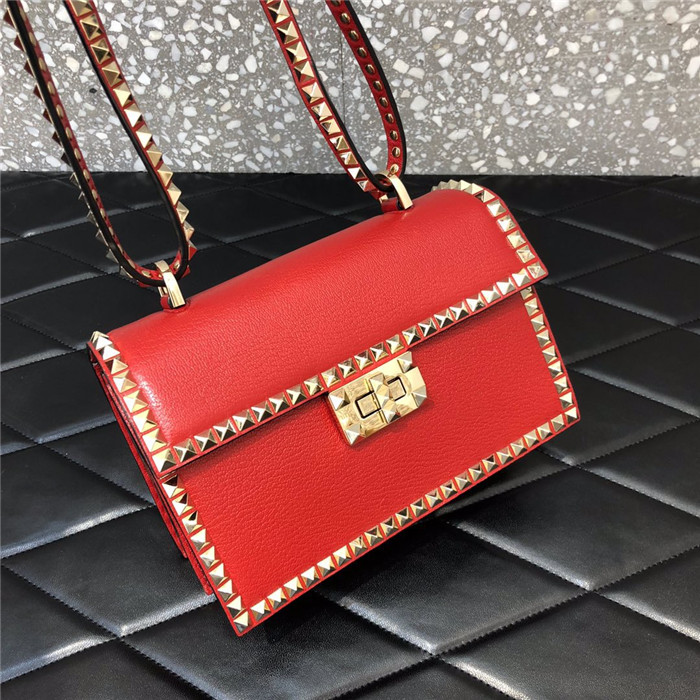 발렌티노 락스터드 숄더백 B0033-3 신상