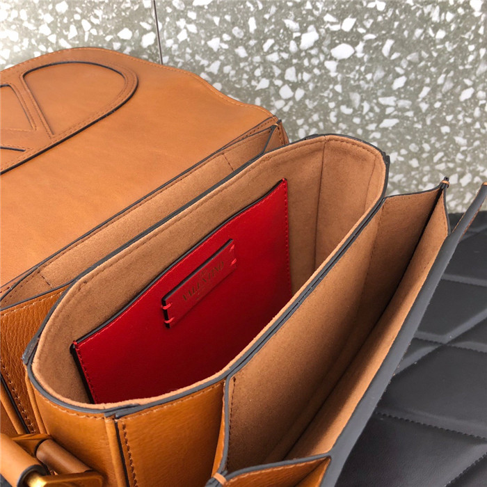 발렌티노 GARAVANI ROCKSTUD 숄더백 V0037-3 2020/신상