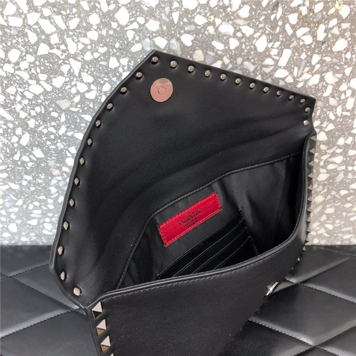 발렌티노 락스터드 엔벨롭 클러치 30CM V632010-1