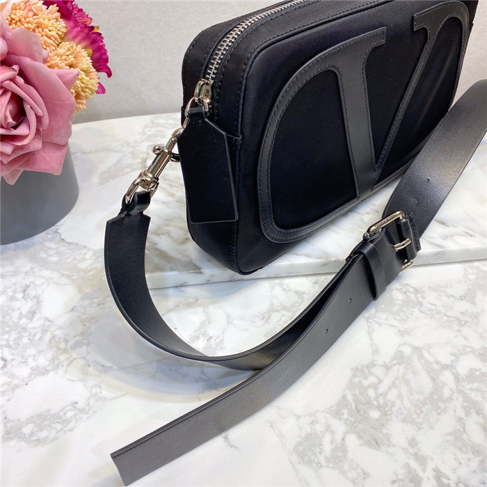 발렌티노 남성용 숄더백 V40910 2020/신상