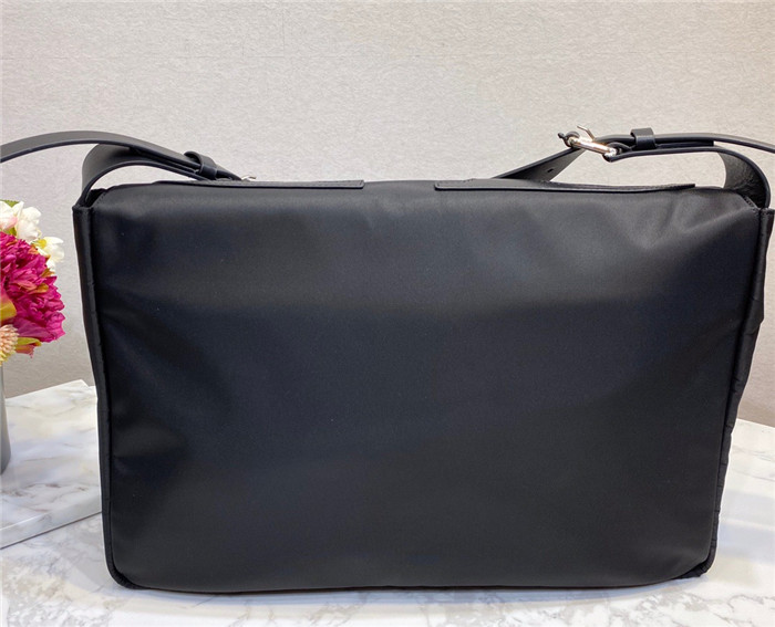 발렌티노 남성용 크로스백 V40911 2020/신상