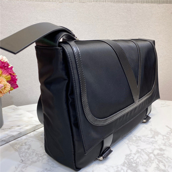 발렌티노 남성용 크로스백 V40911 2020/신상