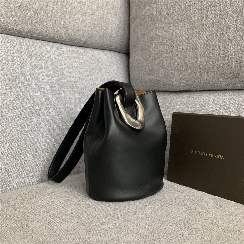 Bottega Veneta 보테가 베네타 숄더백 BV22230 2020/신상