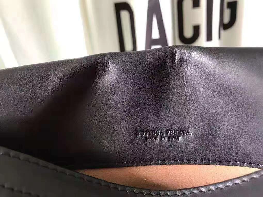 보테가 클러치 BV21358