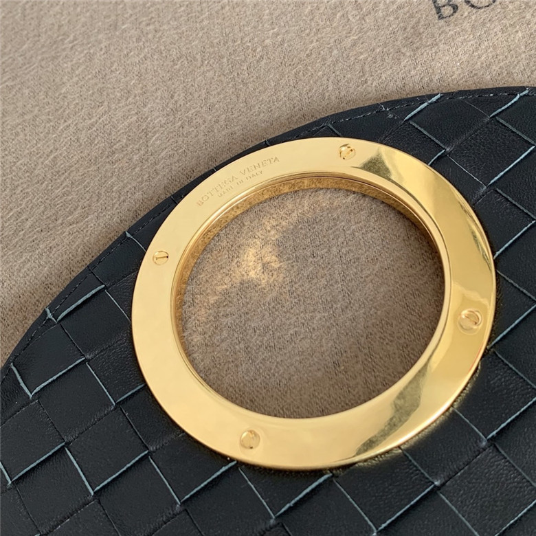 보테가 베네타 림 클러치 B590061-1 /신상