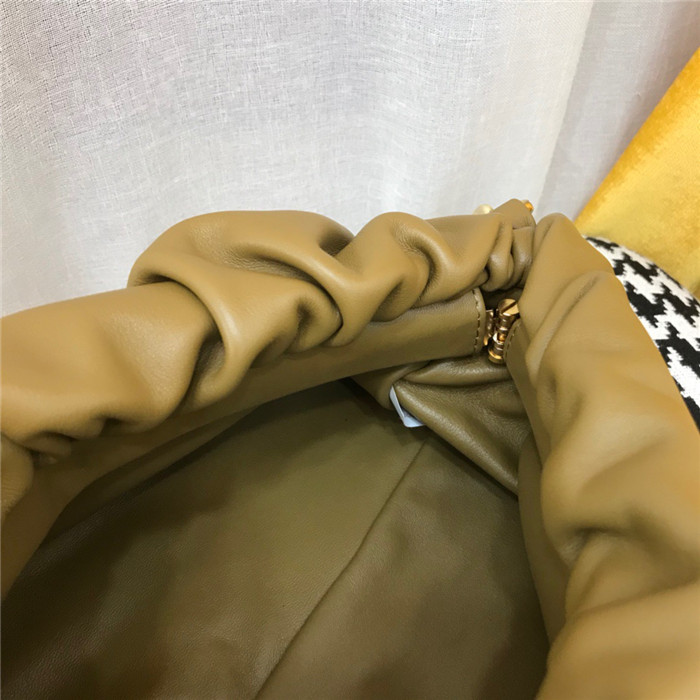 보테가베네타 버터카프 숄더백 BV0010-2 2020/신상