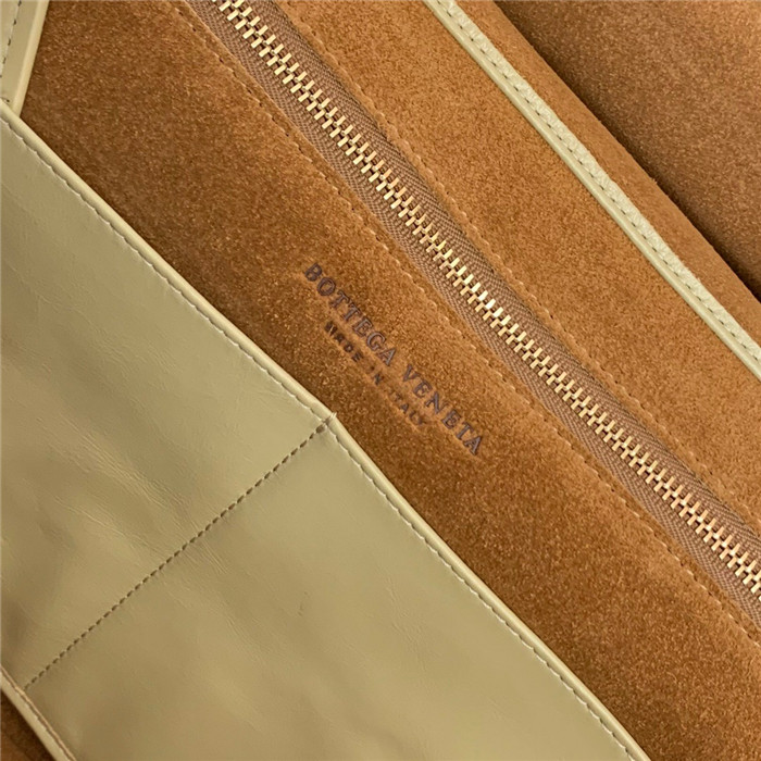 보테가베네타 맥시 아르코 슬라우치 BV618464 2020/신상