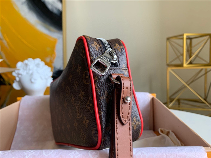 Louis Vuitton 루이비통 포쉐트 볼가 핸드백 M68687 2020/신상