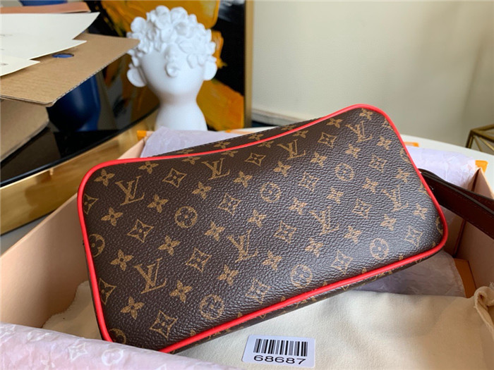 Louis Vuitton 루이비통 포쉐트 볼가 핸드백 M68687 2020/신상