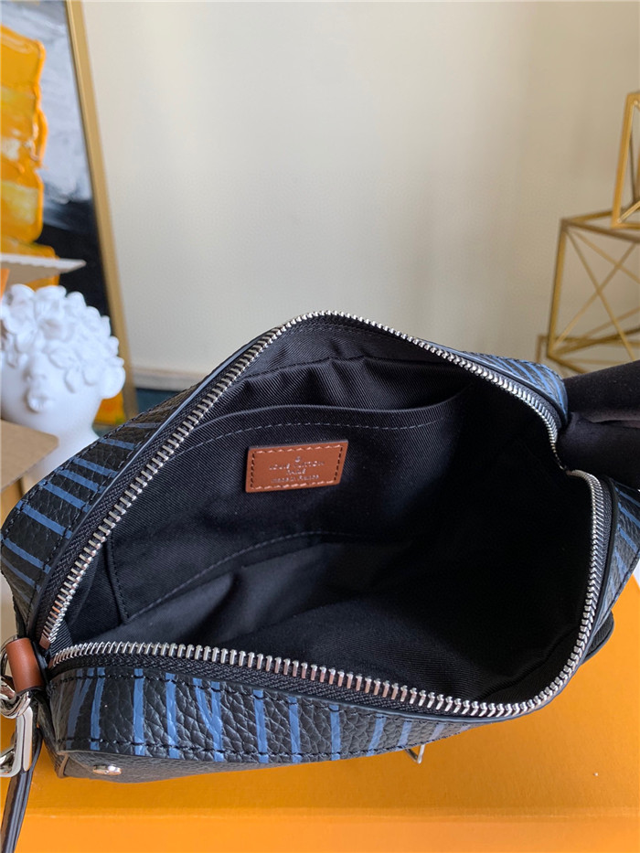 Louis Vuitton 루이비통 포쉐트 볼가 숄더백 M68688 2020/신상