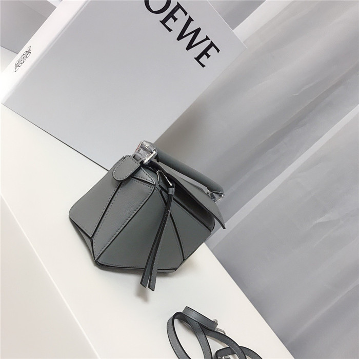로에베 퍼즐백 미니 L50050-1 2020/신상