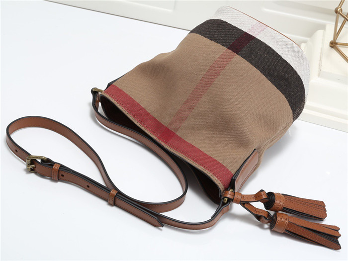 Burberry 버버리 미니 애쉬비 호보백 B33801-1