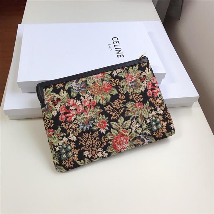 Celine 셀린느 메일론 트리오페 클러치 C1450189 2020/신상