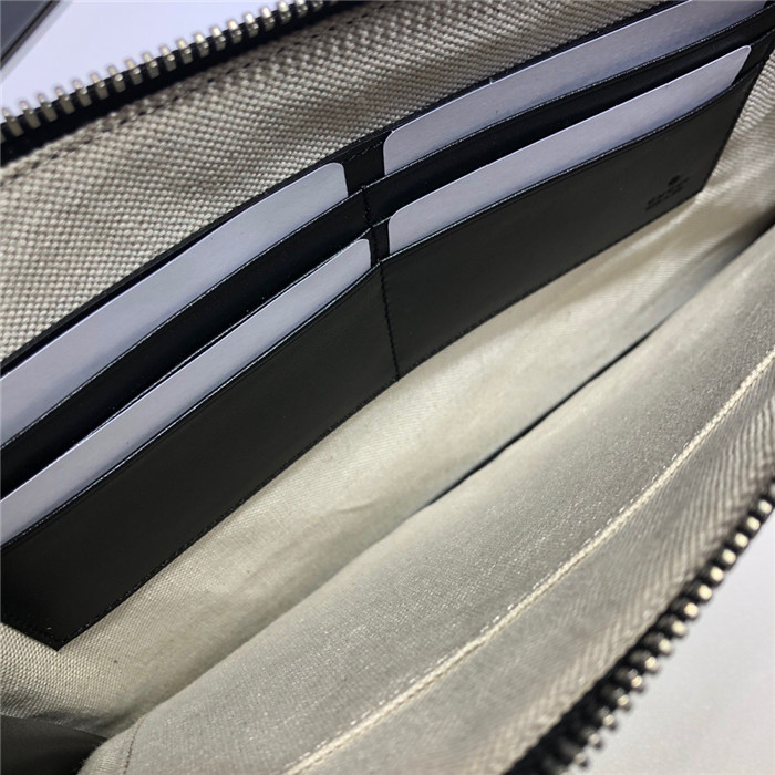  Gucci 구찌 GG 로고 엠보스드 클러치 625569 2020/신상