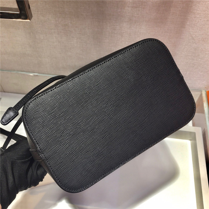  PRADA 프라다 익스클루시브 나일론.버킷백 1BE055 신상